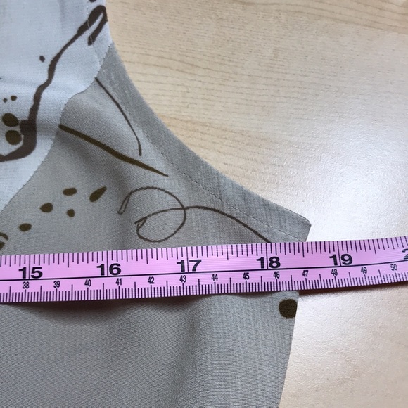 Un Jour Ailleurs Sleeveless Blouse Size 42 (US 8) Made in France. - Picture 6 of 8